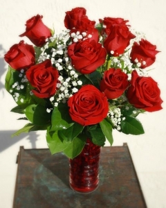12 Roses Vase